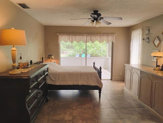 15531 42nd Road N, Loxahatchee Groves, FL 33470