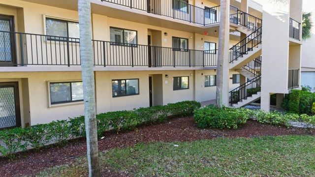 15324 Lakes Of Delray Boulevard 105, Delray Beach, FL 33484