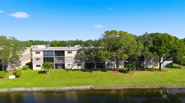 15324 Lakes Of Delray Boulevard 105, Delray Beach, FL 33484