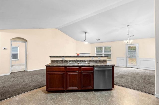 143 Birch Street, Hiram, GA 30141