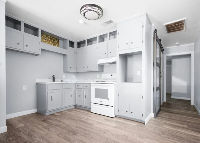 104 Ida St, Leesville, LA 71446