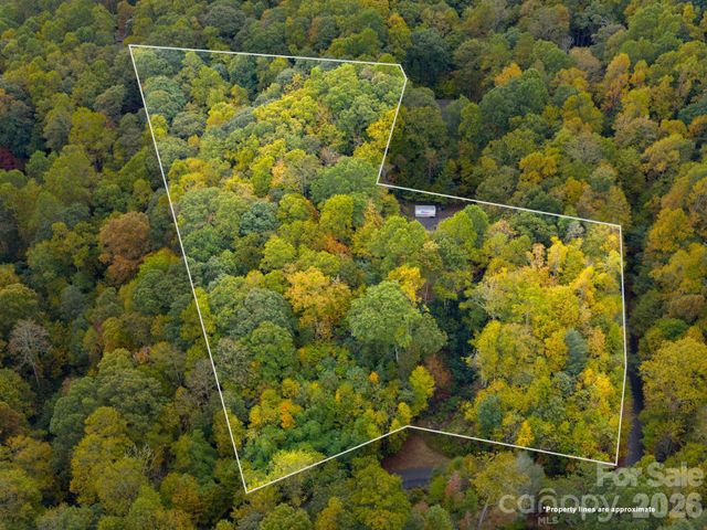 102 Carriage Drive, Fairview, NC 28730