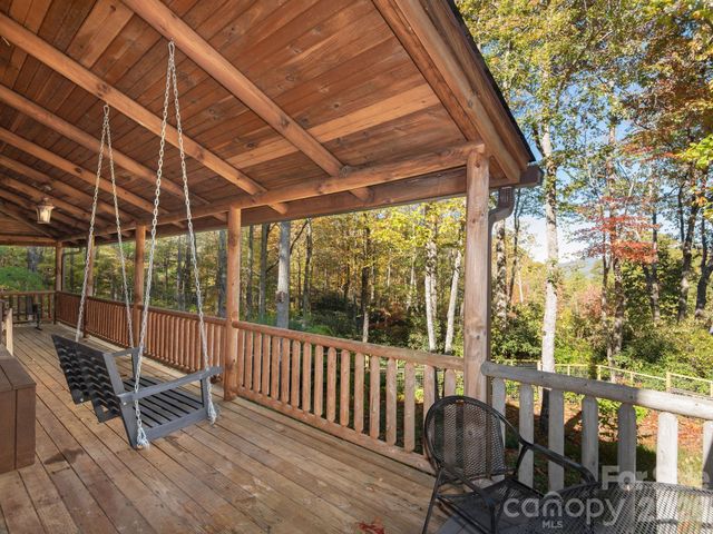 102 Carriage Drive, Fairview, NC 28730