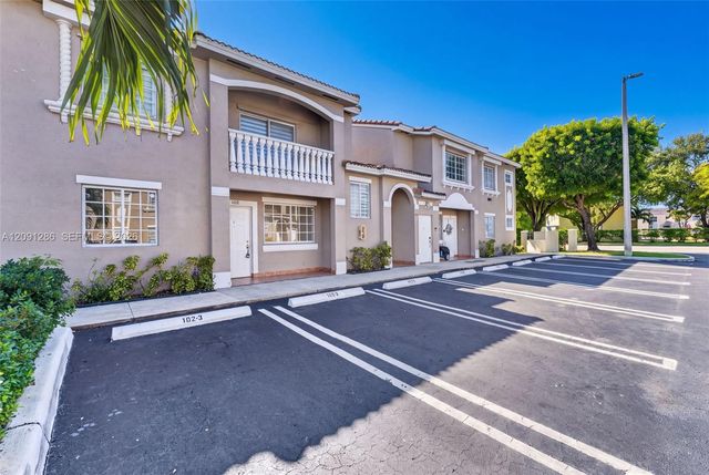 7221 NW 174th Terrace 102, Hialeah, FL 33015