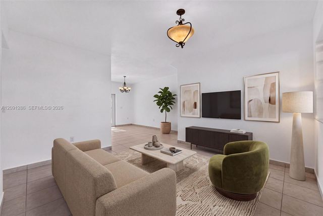 7221 NW 174th Terrace 102, Hialeah, FL 33015
