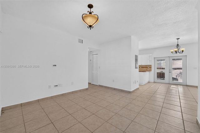 7221 NW 174th Terrace 102, Hialeah, FL 33015