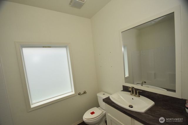 4256 Northgate Drive, Oak Harbor, WA 98277