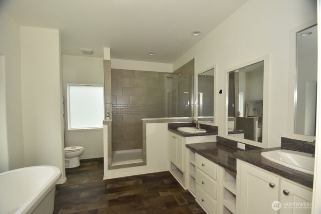 4256 Northgate Drive, Oak Harbor, WA 98277