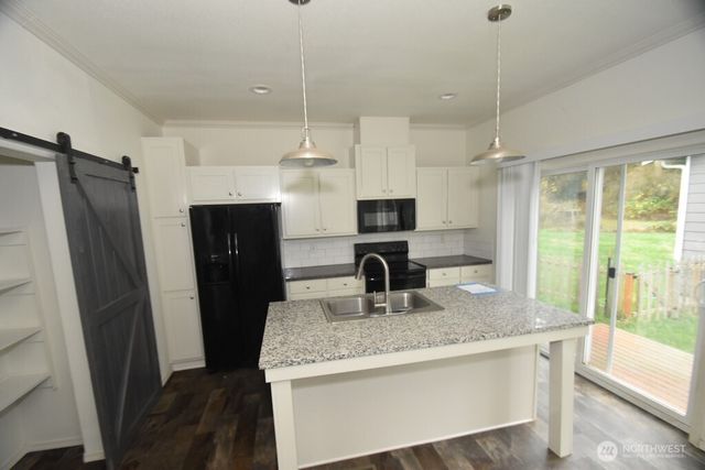 4256 Northgate Drive, Oak Harbor, WA 98277