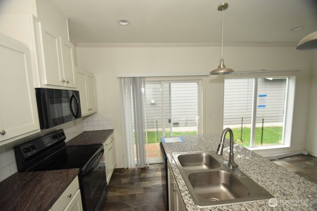 4256 Northgate Drive, Oak Harbor, WA 98277