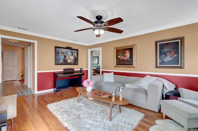 2 Fairhaven Drive, Wheatley Heights, NY 11798