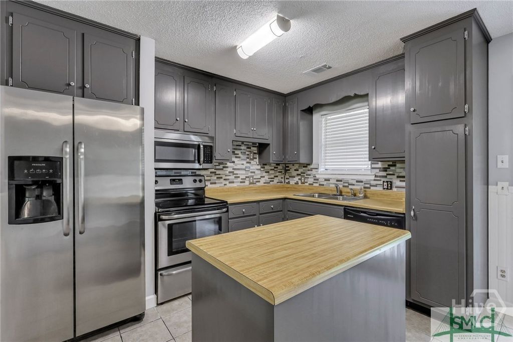 Image 16 of property listing at 103 Maple Drive, Rincon, GA 31326