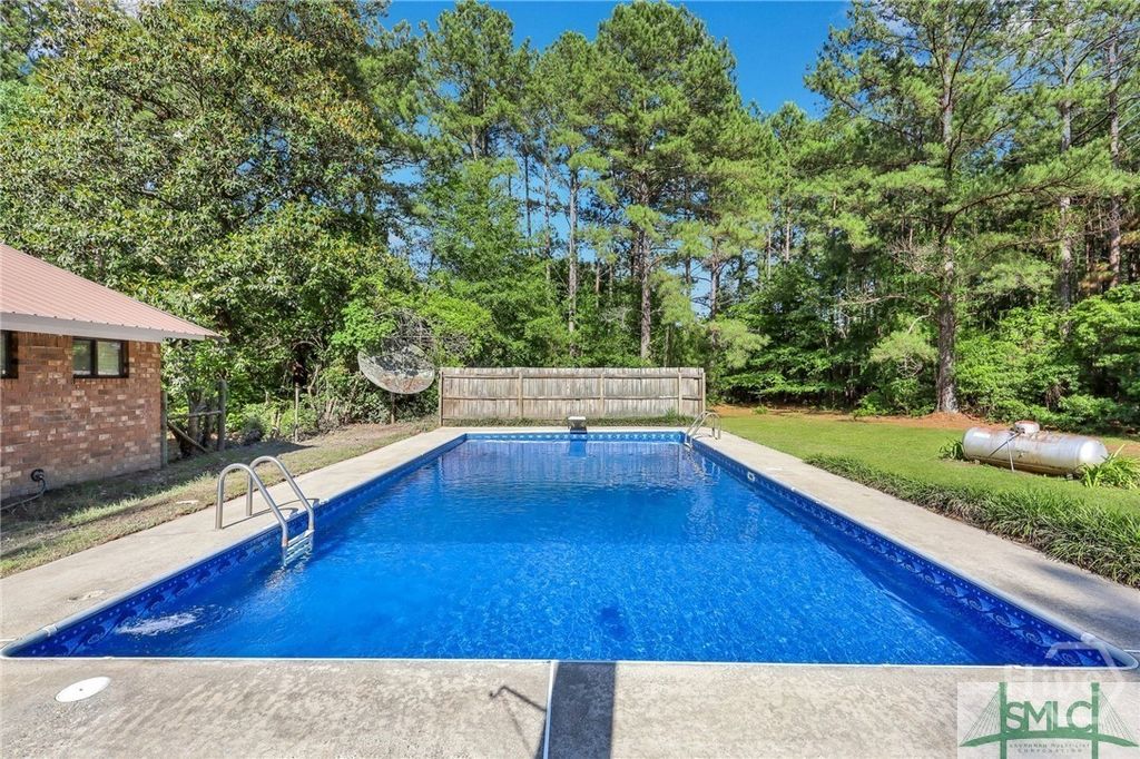Image 37 of property listing at 103 Maple Drive, Rincon, GA 31326