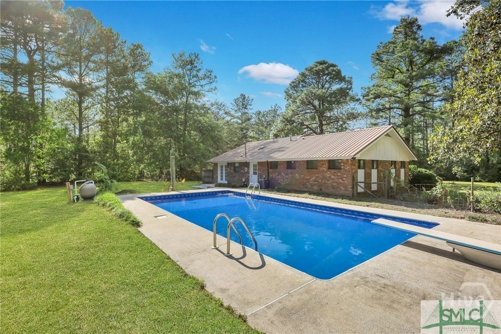 Image 38 of property listing at 103 Maple Drive, Rincon, GA 31326
