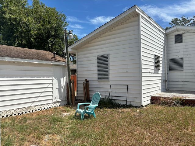 606 Collingswood Dr, Corpus Christi, TX 78412