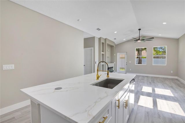 231 E LAFAYETTE STREET, Winter Garden, FL 34787