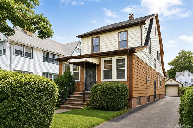 147-27 20th Avenue, Whitestone, NY 11357