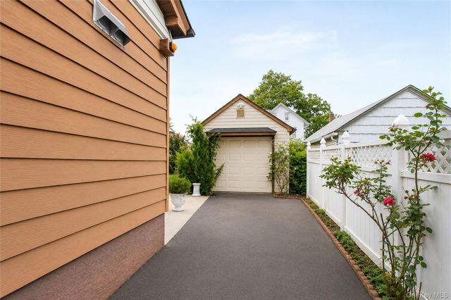 147-27 20th Avenue, Whitestone, NY 11357