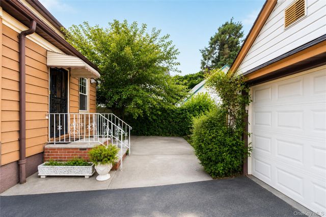 147-27 20th Avenue, Whitestone, NY 11357