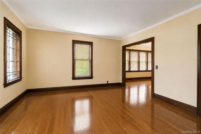 147-27 20th Avenue, Whitestone, NY 11357