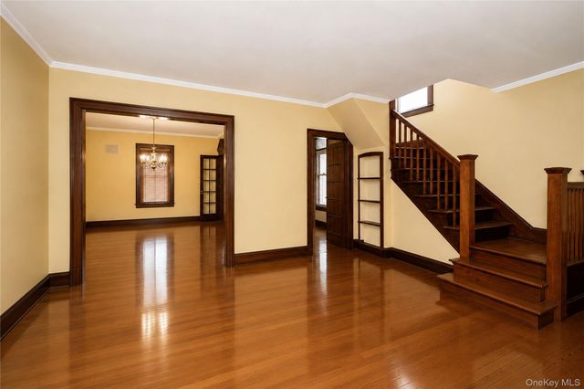 147-27 20th Avenue, Whitestone, NY 11357