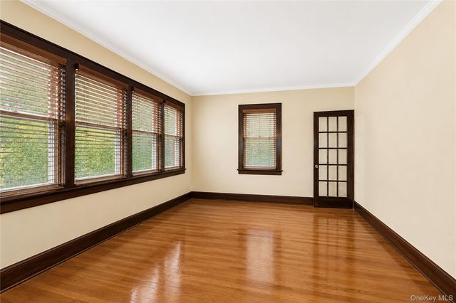 147-27 20th Avenue, Whitestone, NY 11357