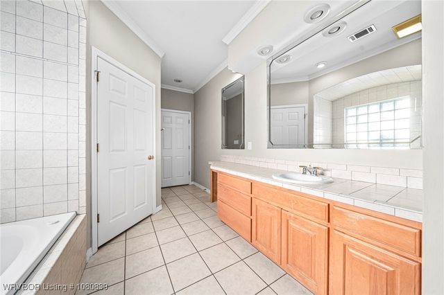 2808 May Branch Pt, Fort Smith, AR 72903