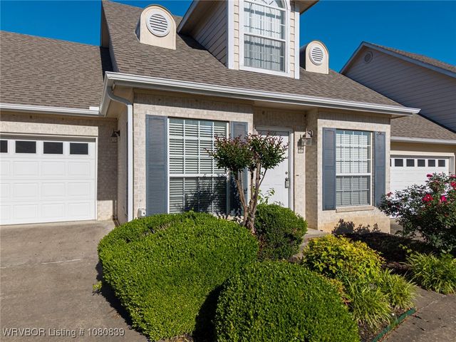 2808 May Branch Pt, Fort Smith, AR 72903