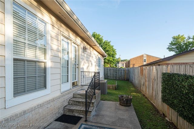 2808 May Branch Pt, Fort Smith, AR 72903