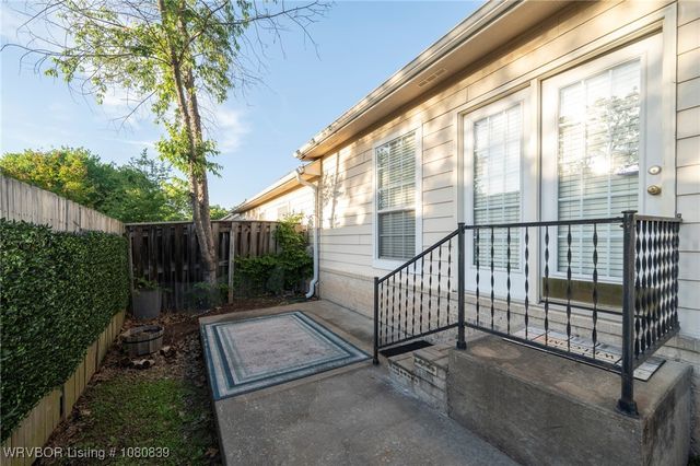 2808 May Branch Pt, Fort Smith, AR 72903