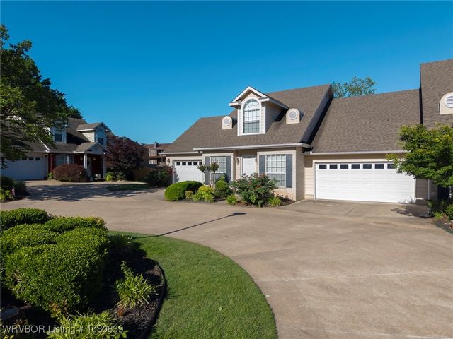 2808 May Branch Pt, Fort Smith, AR 72903