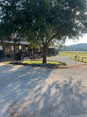 4664 rocky, Blanco, TX 78606