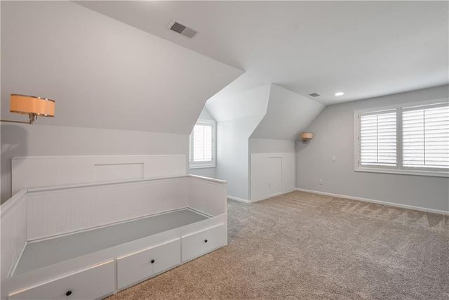 7874 Howe Circle, Prairie Village, KS 66208