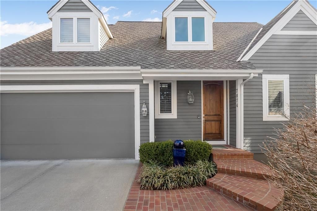 7874 Howe Circle, Prairie Village, KS 66208