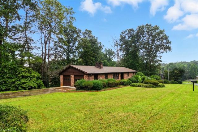 123 Kerry Lane, Wilkesboro, NC 28697