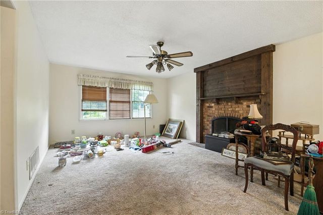 123 Kerry Lane, Wilkesboro, NC 28697