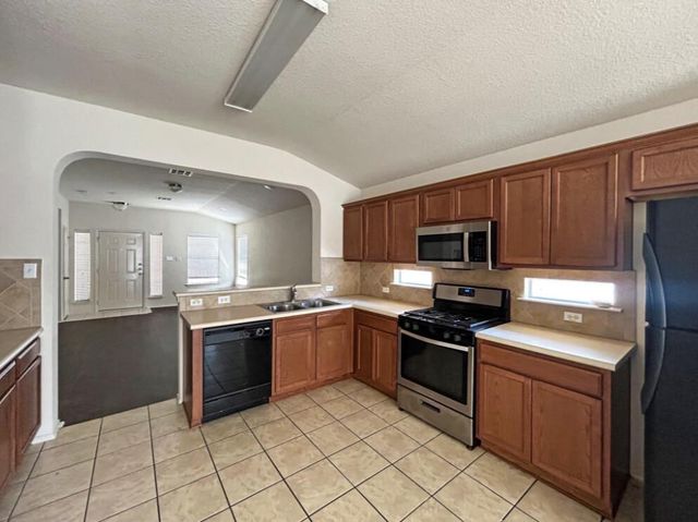 1802 Honey Creek LN, Cedar Park, TX 78613