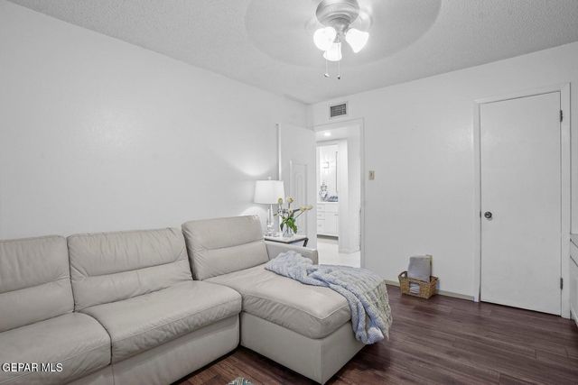 4800 N Stanton Street 55, El Paso, TX 79902