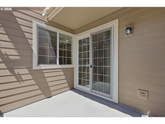 1528 Ne 65TH Ave, Hillsboro, OR 97124