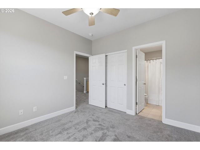 1528 Ne 65TH Ave, Hillsboro, OR 97124