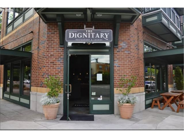1528 Ne 65TH Ave, Hillsboro, OR 97124