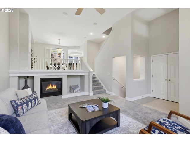 1528 Ne 65TH Ave, Hillsboro, OR 97124