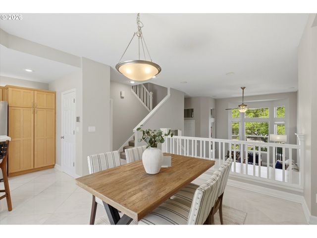 1528 Ne 65TH Ave, Hillsboro, OR 97124