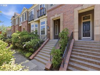 1528 Ne 65TH Ave, Hillsboro, OR 97124