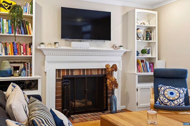 102 SLATE PL, Charlottesville, VA 22902