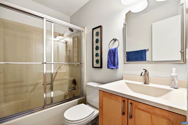 102 SLATE PL, Charlottesville, VA 22902