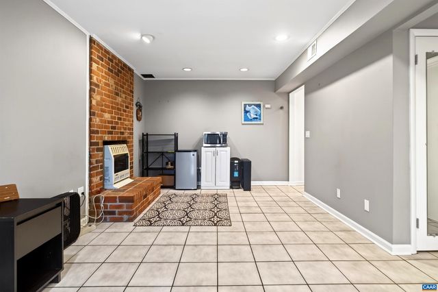 102 SLATE PL, Charlottesville, VA 22902