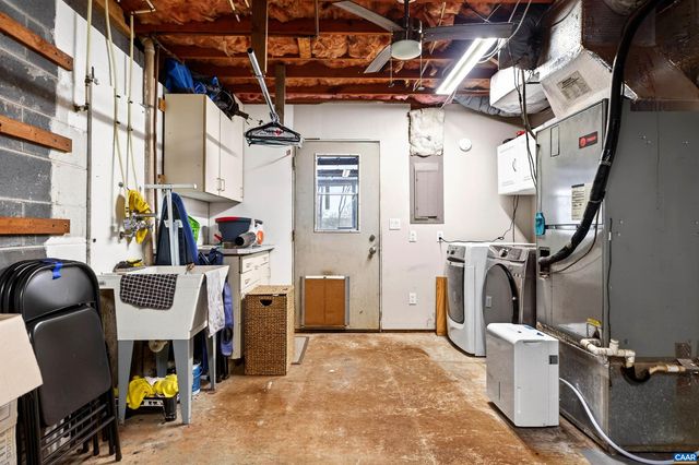 102 SLATE PL, Charlottesville, VA 22902