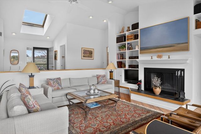 7 Turnstone Road, Truro, MA 02652