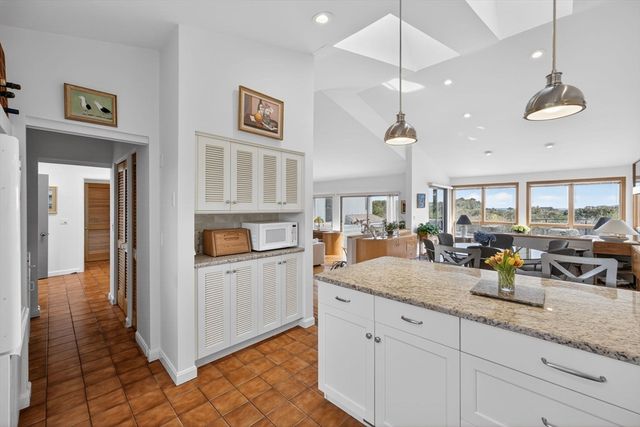 7 Turnstone Road, Truro, MA 02652